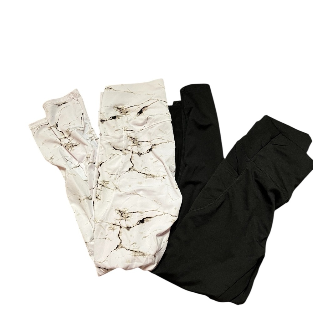 NWOT Marble and Black Leggings Set